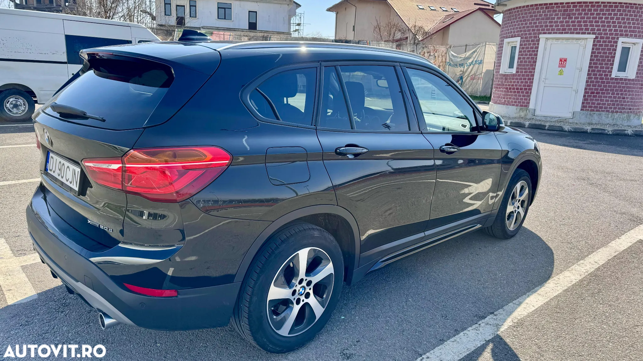 BMW X1 xDrive20d Aut. Sport Line - 3