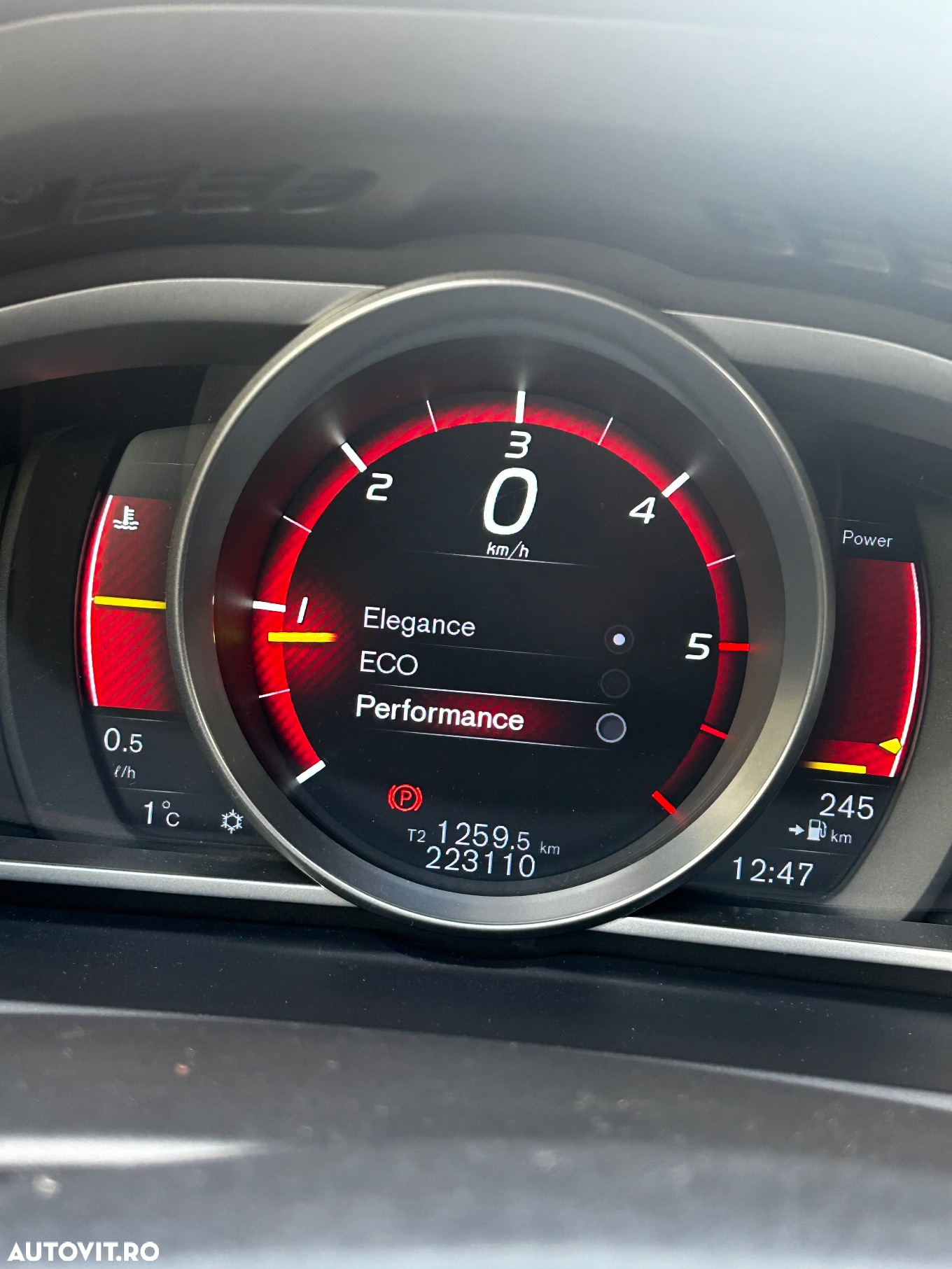Volvo V40 - 20