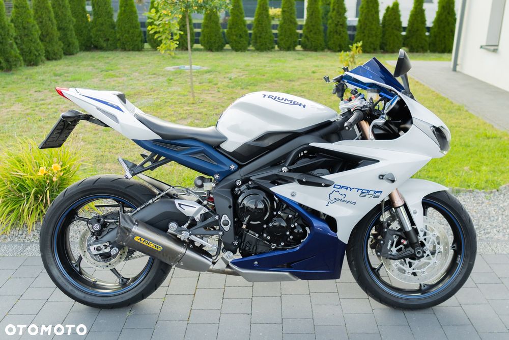 Triumph Daytona - 3