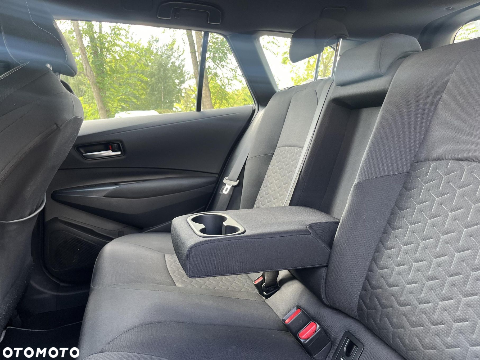Toyota Corolla 1.8 Hybrid Comfort - 20