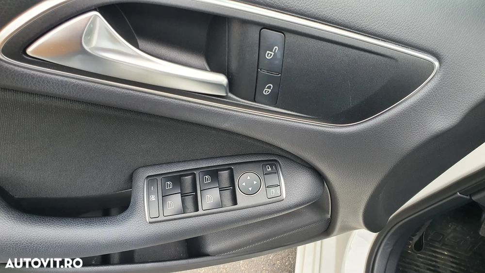 Mercedes-Benz B 160 - 25