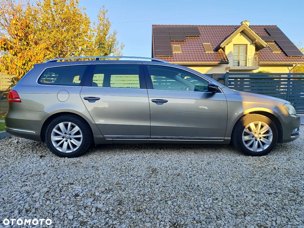 Volkswagen Passat 2014 photo 2