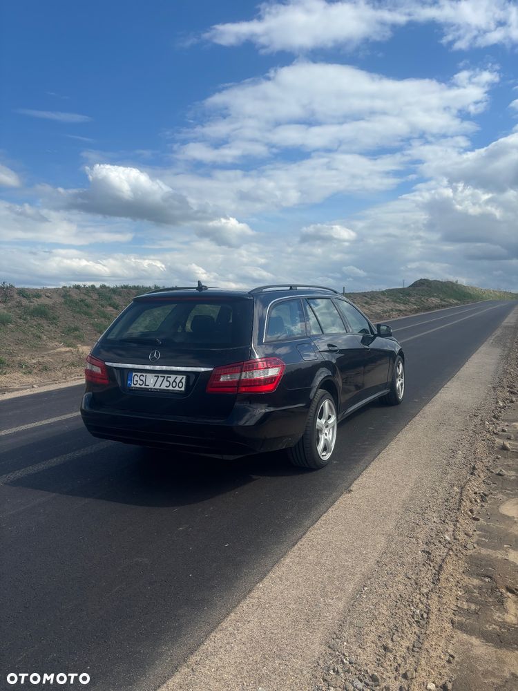 Mercedes-Benz Klasa E 250 CDI BlueEff Elegance - 3