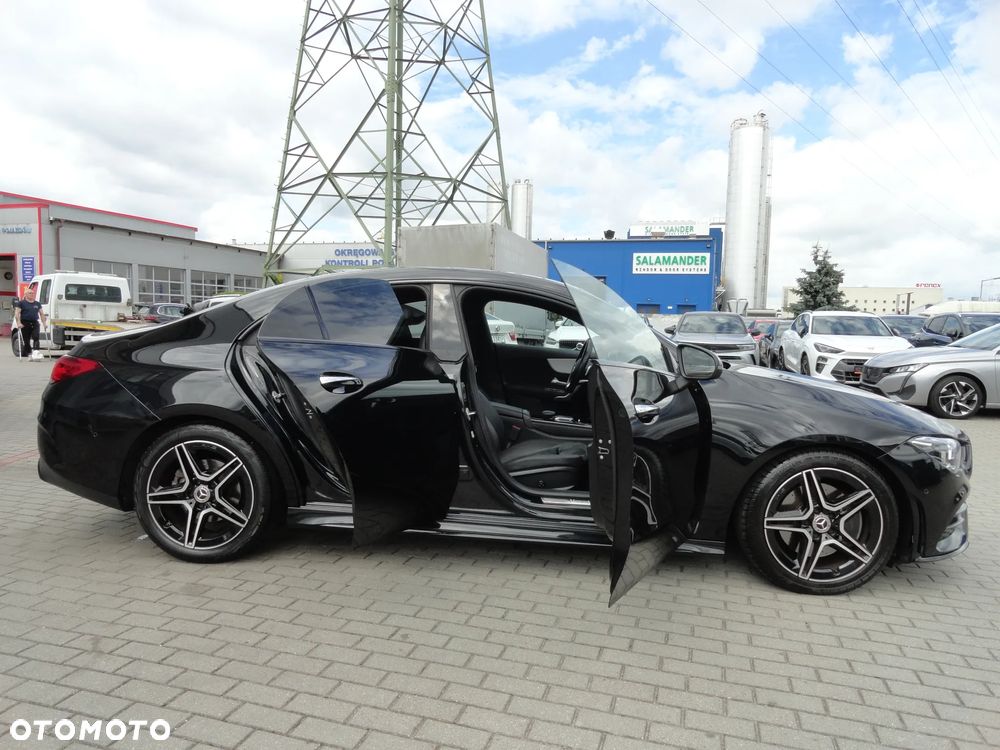 Mercedes-Benz CLA 200 7G-DCT Edition AMG Line - 13