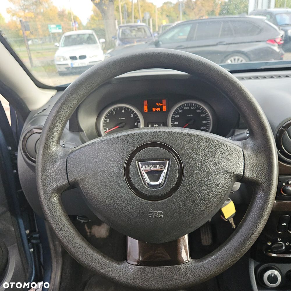 Dacia Duster 1.6 Laureate 4x4 - 20