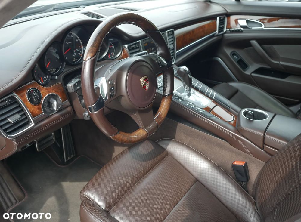 Porsche Panamera Turbo S PDK - 15