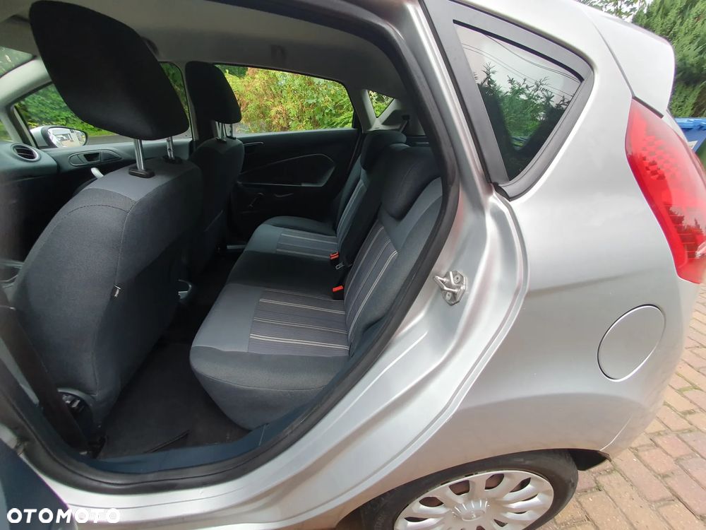 Ford Fiesta 1.25 Ambiente - 12