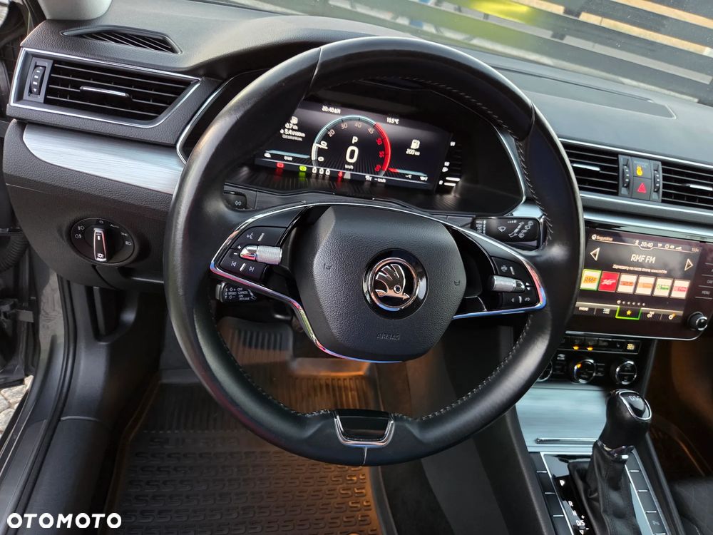Skoda Superb 2.0 TDI SCR Ambition DSG - 24