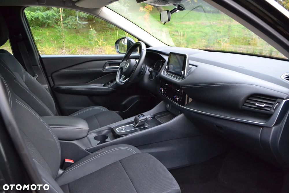 Nissan Qashqai 1.3 DIG-T N-Connecta DCT - 8