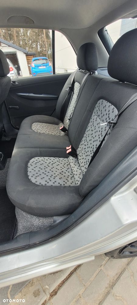Skoda Fabia 1.4 16V Style Edition - 24