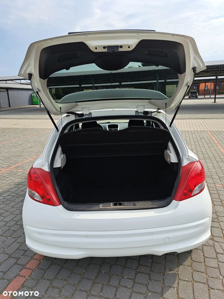 Peugeot 207 1.6 VTi Premium - 16
