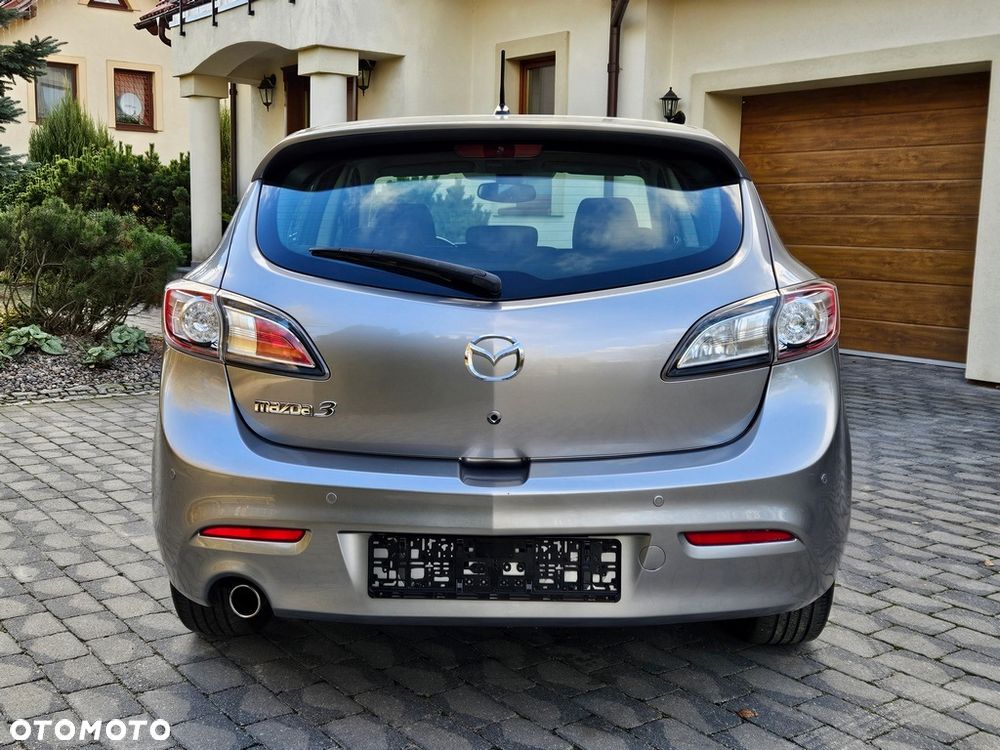 Mazda 3 - 10