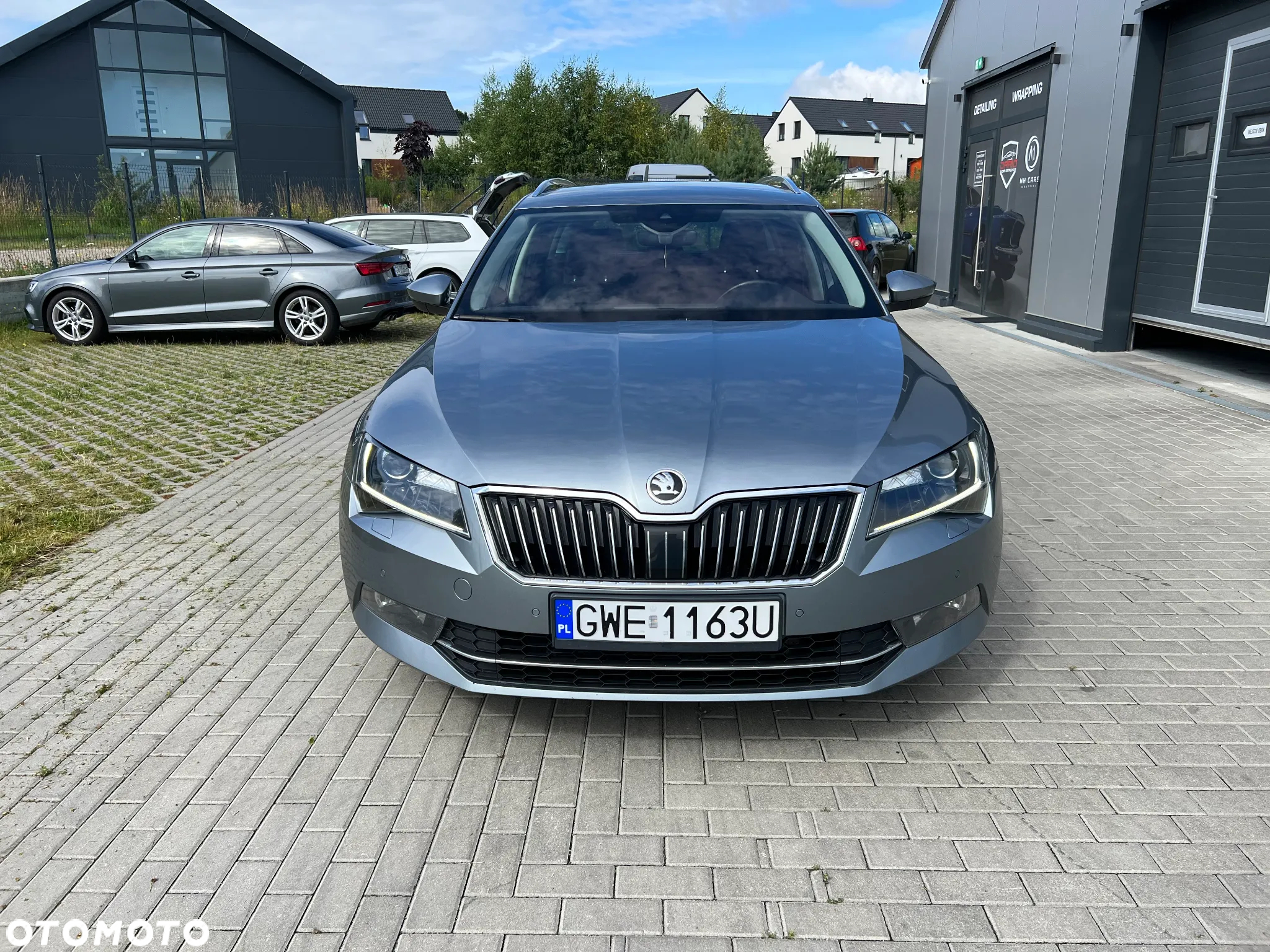 Skoda Superb 2.0 TDI 4x4 L&K DSG - 6