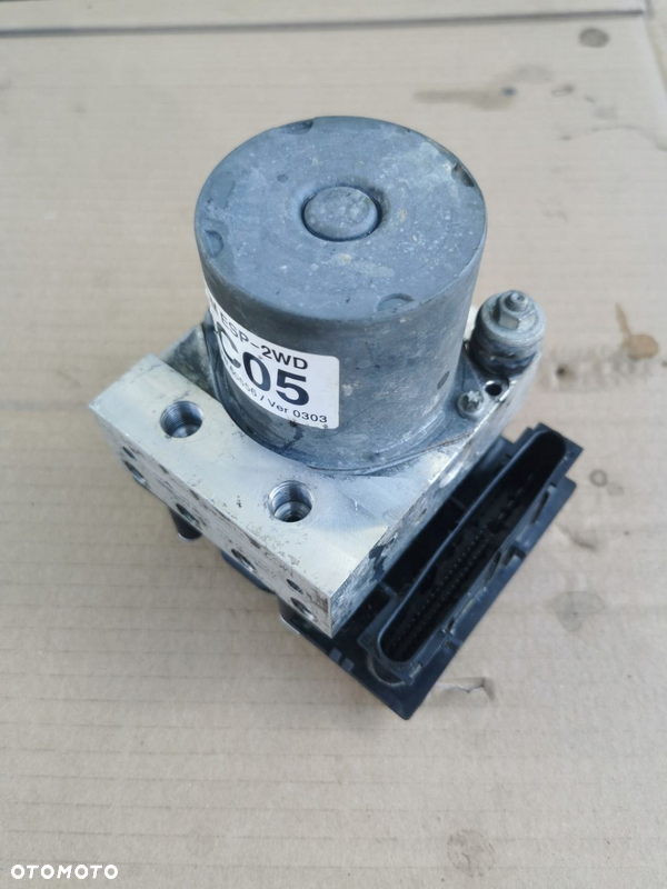 Pompa ABS sterownik Hyundai Santa Fe 58910-2B801