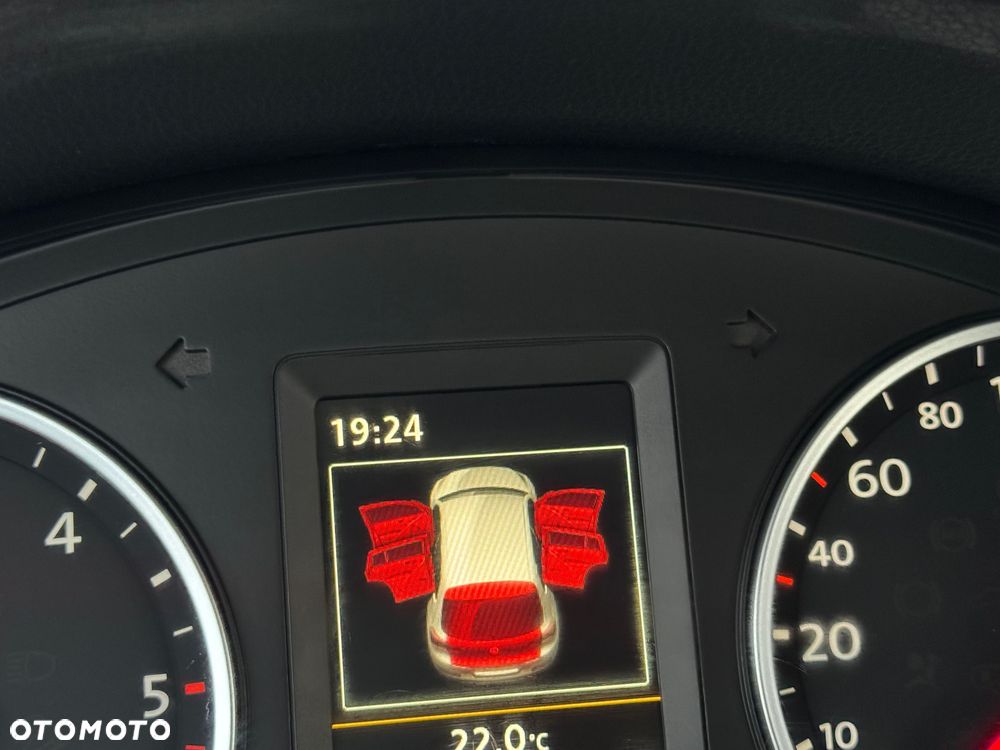 Volkswagen Tiguan - 34