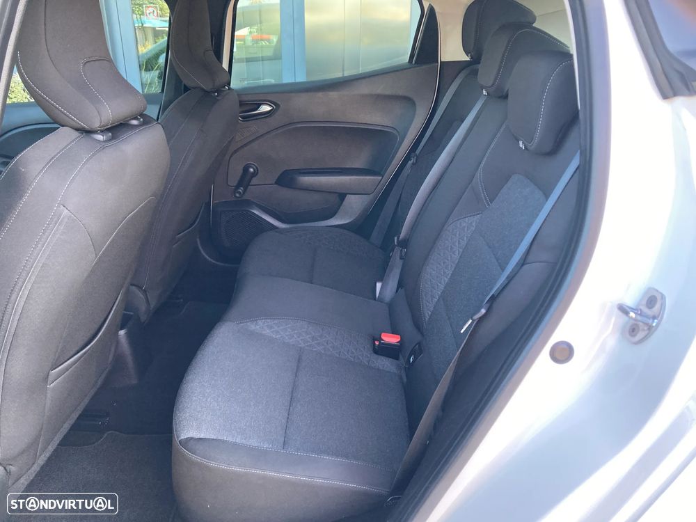 Renault Clio TCe 100 BUSINESS EDITION - 27