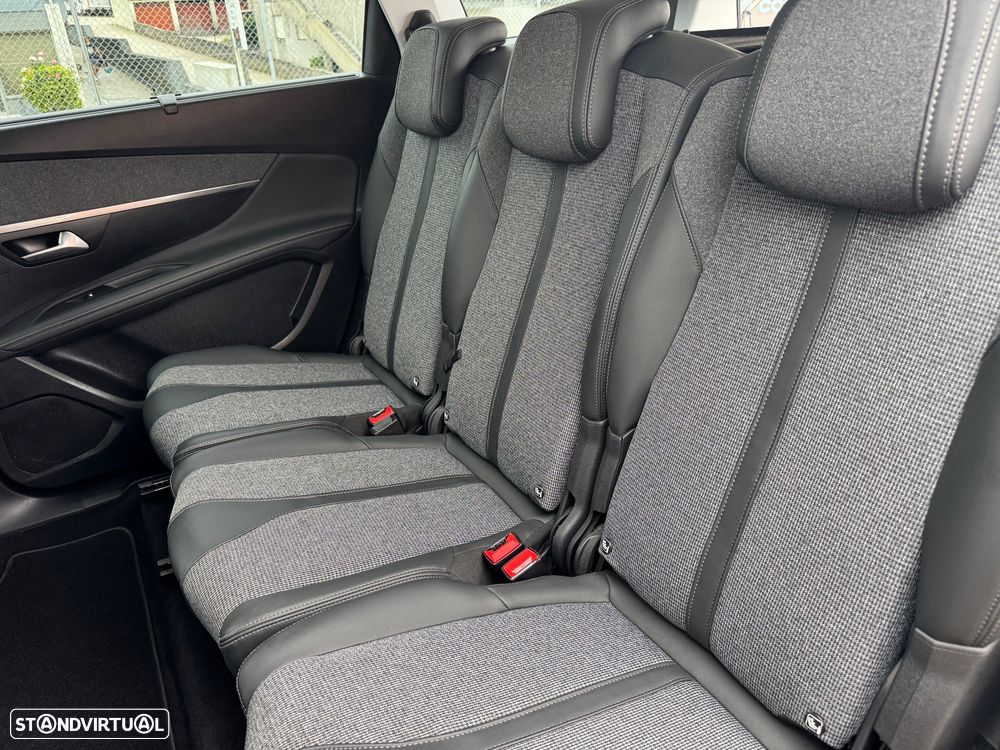 Peugeot 5008 1.2 PureTech Allure - 16
