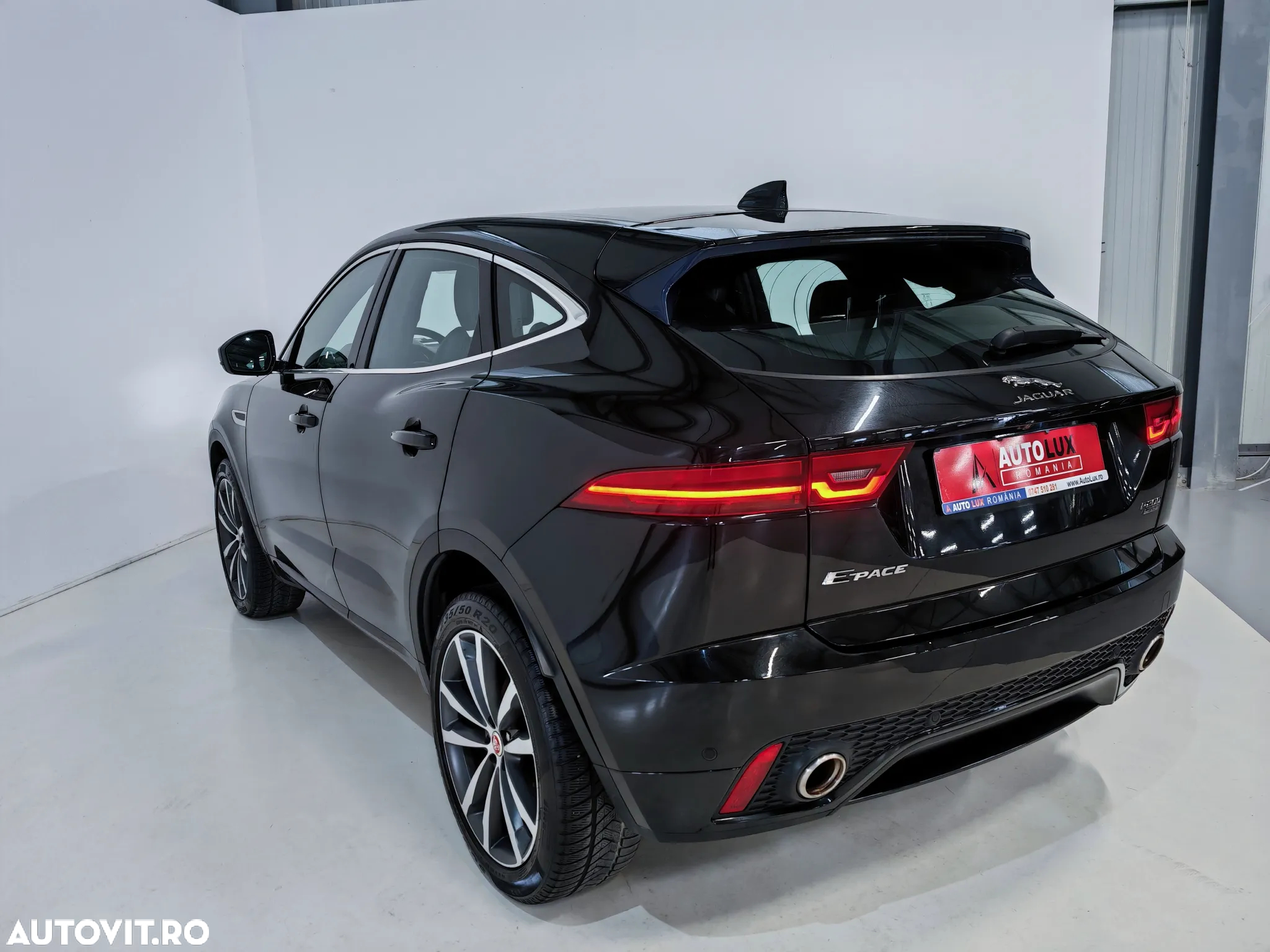 Jaguar E-Pace P200 AWD Aut. R-Dynamic - 5