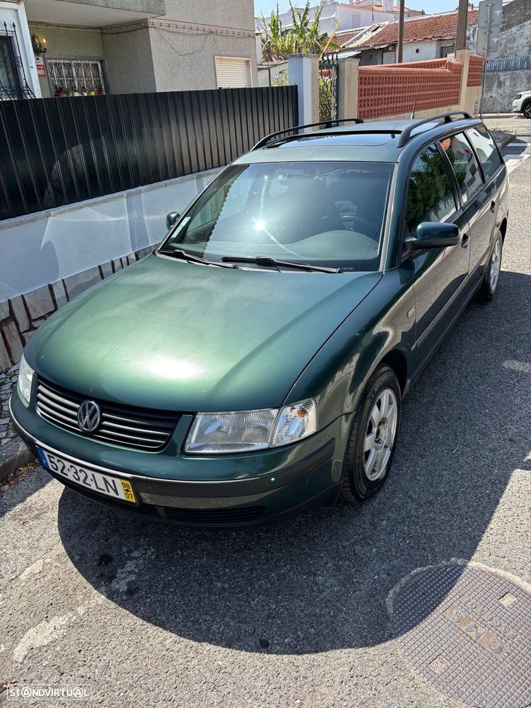 VW Passat Variant 1.9 TDi Confortline - 1