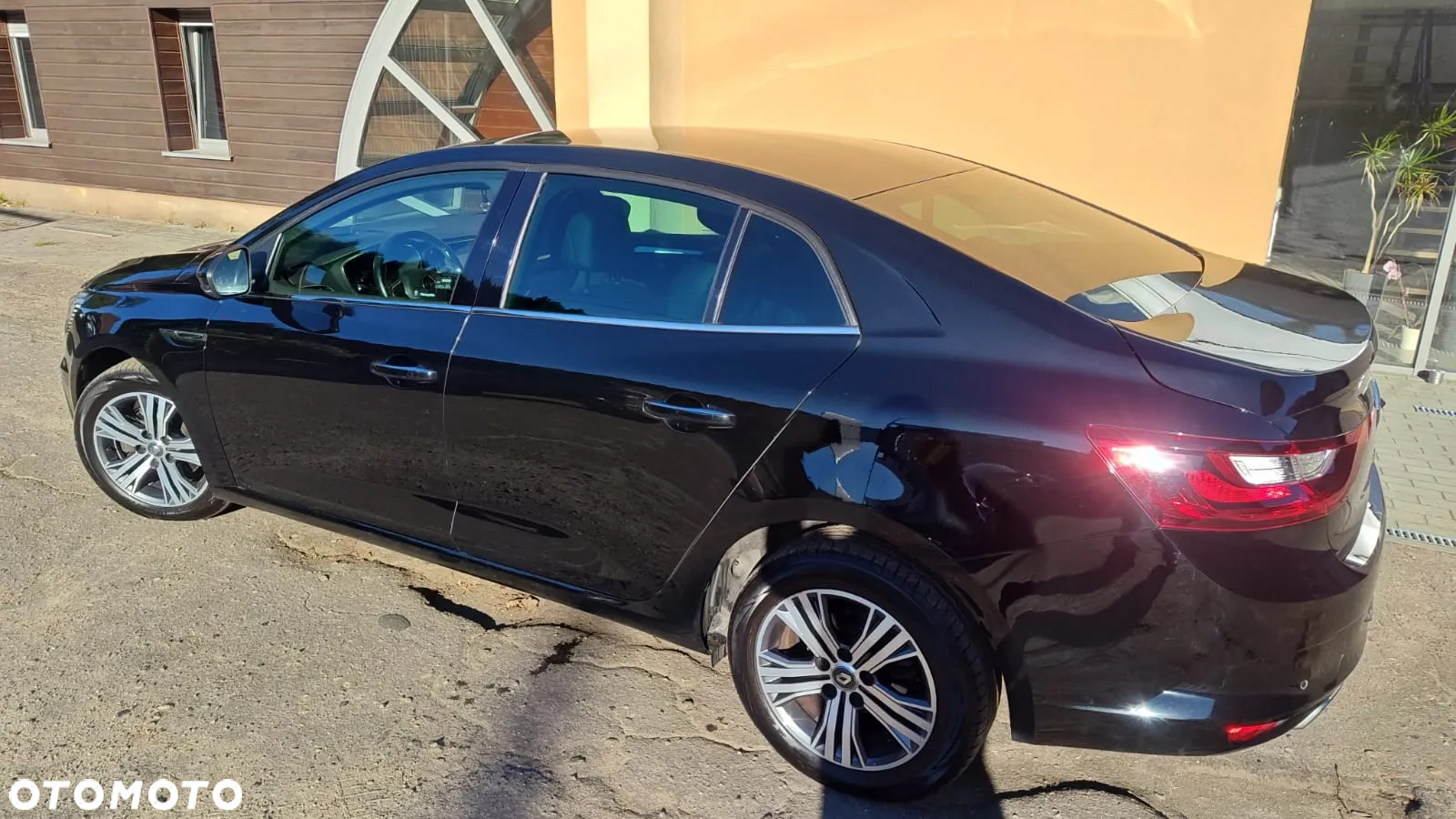 Renault Megane 1.3 TCe Intens - 6