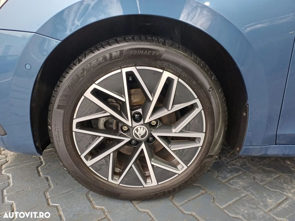 Skoda Octavia 2.0 TDI DSG Style - 4