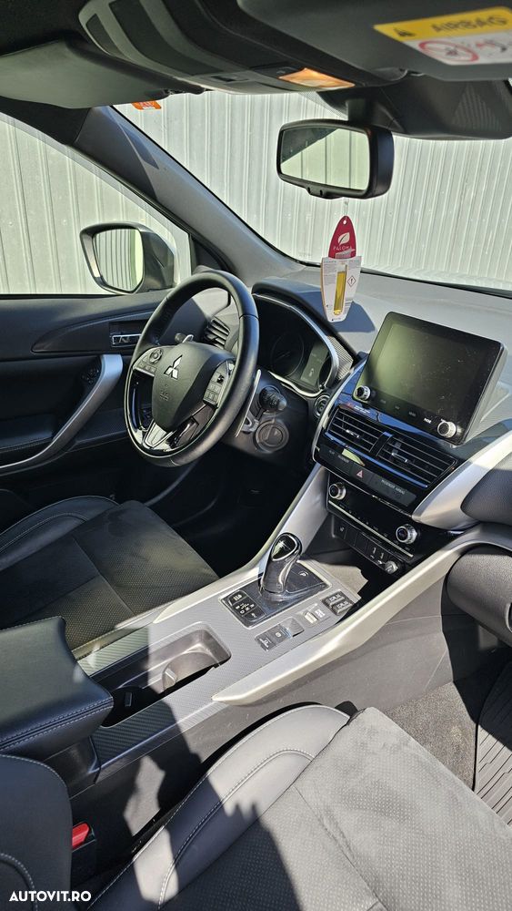 Mitsubishi Eclipse-Cross 4WD Plus Select - 11