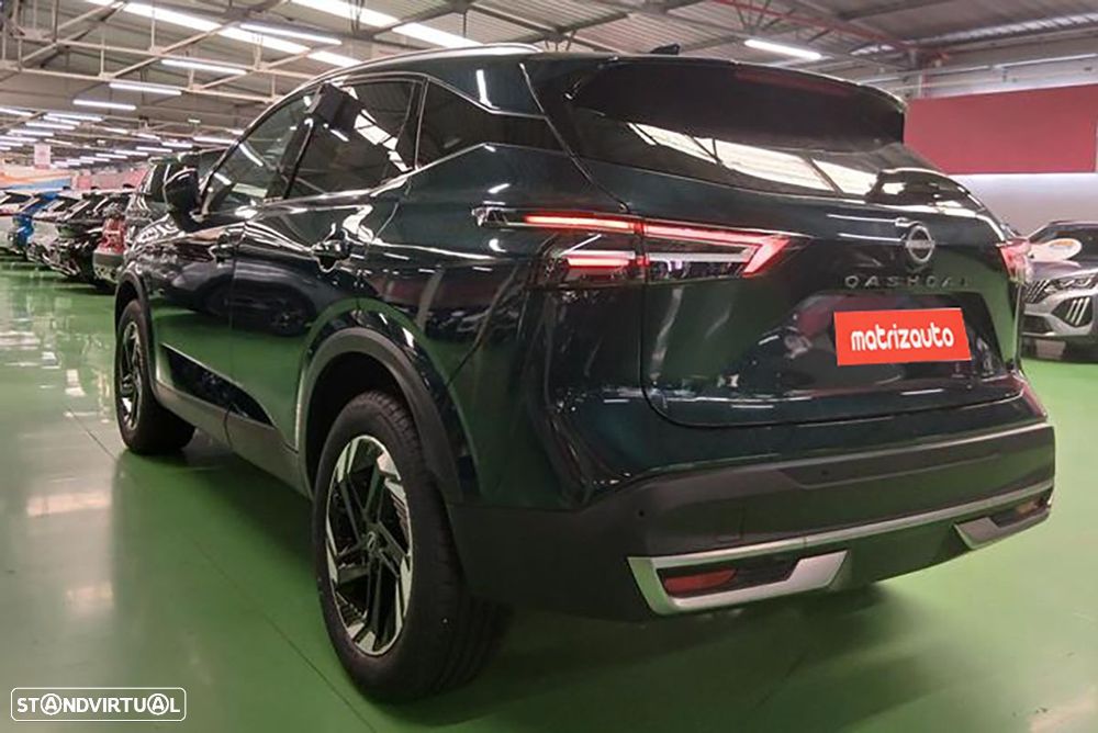 Nissan Qashqai 1.3 DIG-T N-Connecta LED Xtronic - 3