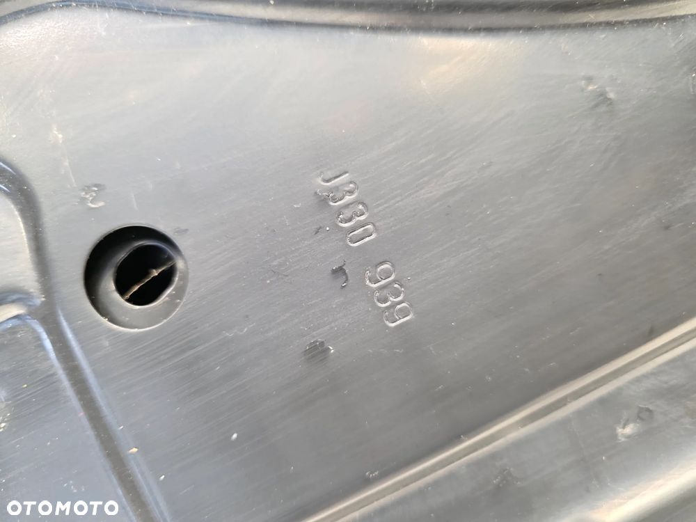 DACIA DOKKER LEWE SKRZYDEŁKO / TYLNE DRZWI / KLAPA TYLNA TYLNIA TYŁ , NOWA ORYGINALNA , NR AUKCJI KL52 - 15