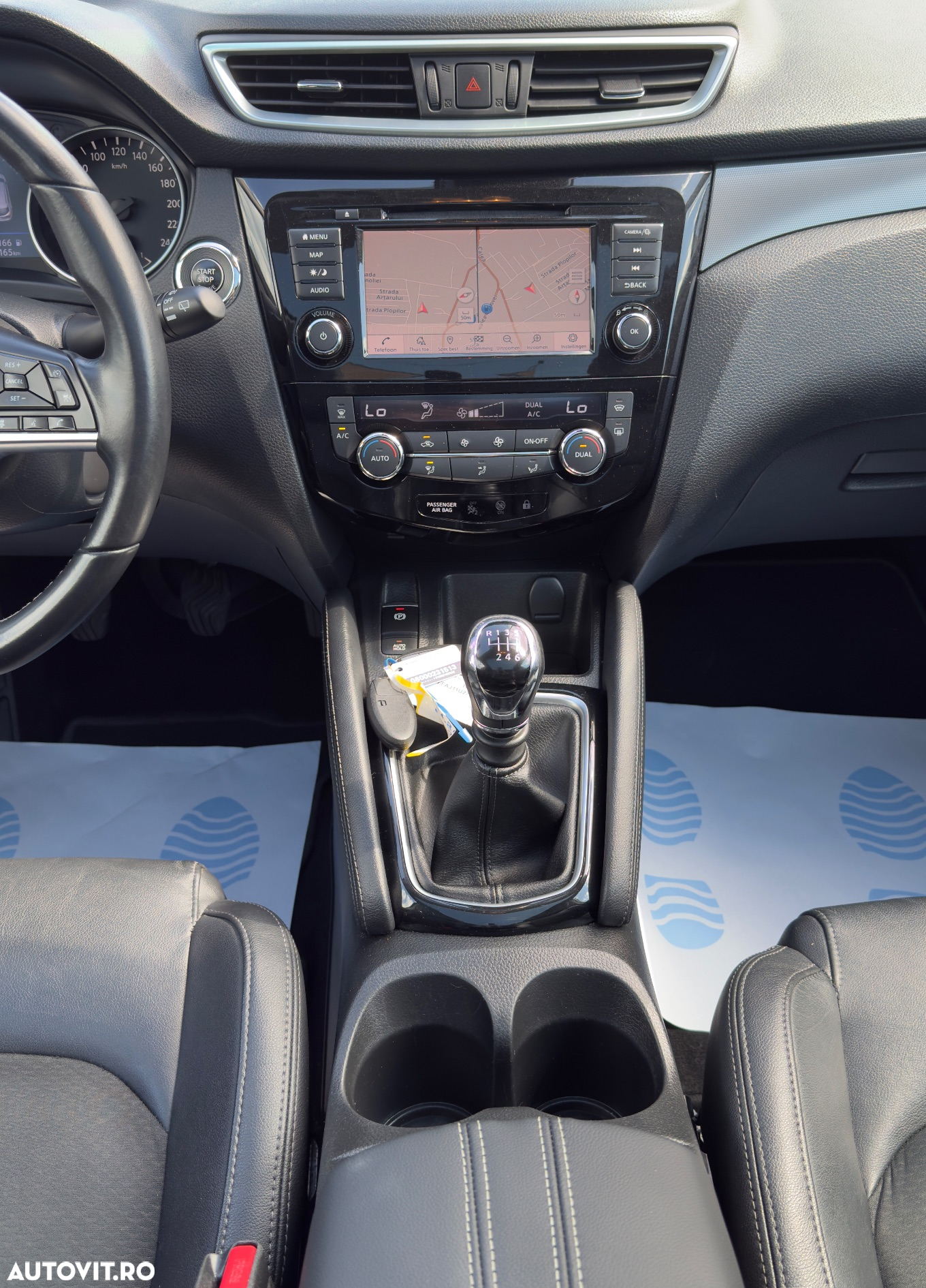 Nissan Qashqai 1.3 DIG-T TEKNA+ - 4