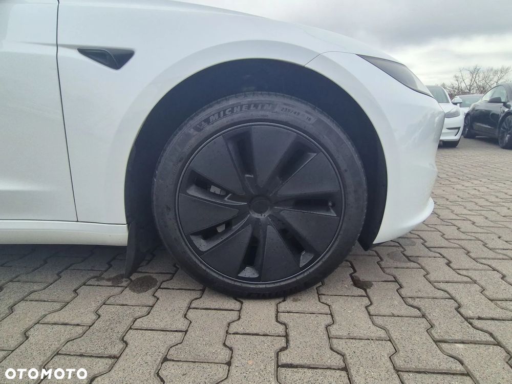 Tesla Model 3 Long Range RWD - 12