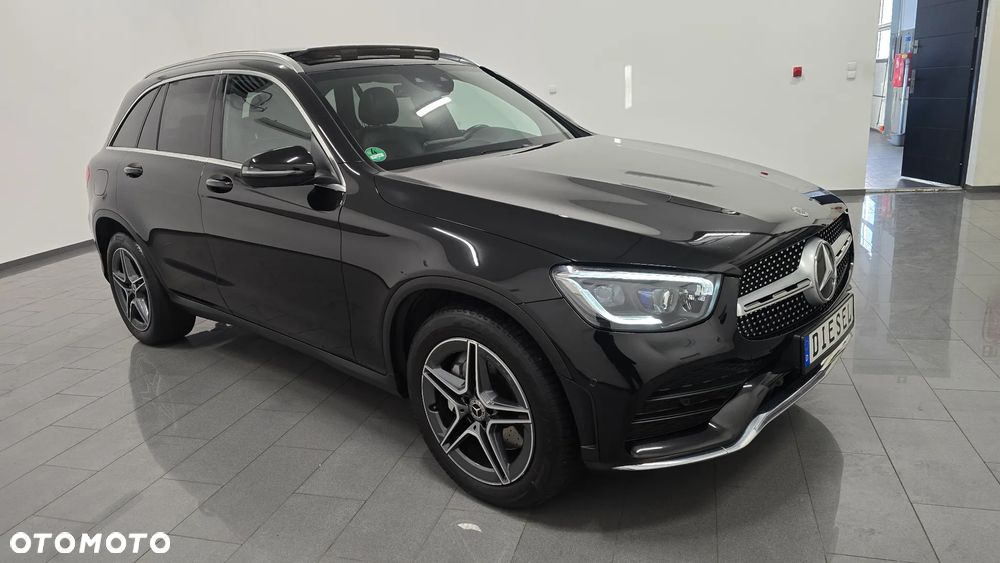 Mercedes-Benz GLC 220 d 4Matic 9G-TRONIC AMG Line Plus - 2