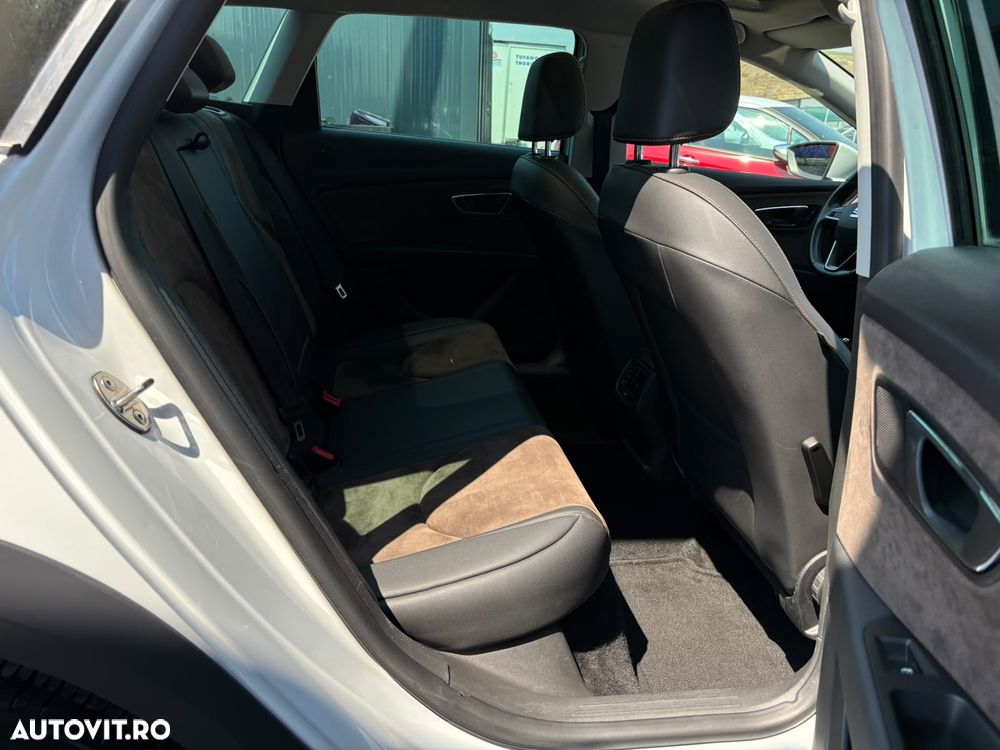 Seat Leon 2.0 TDI Start&Stop 4DRIVE X-PERIENCE DSG - 36