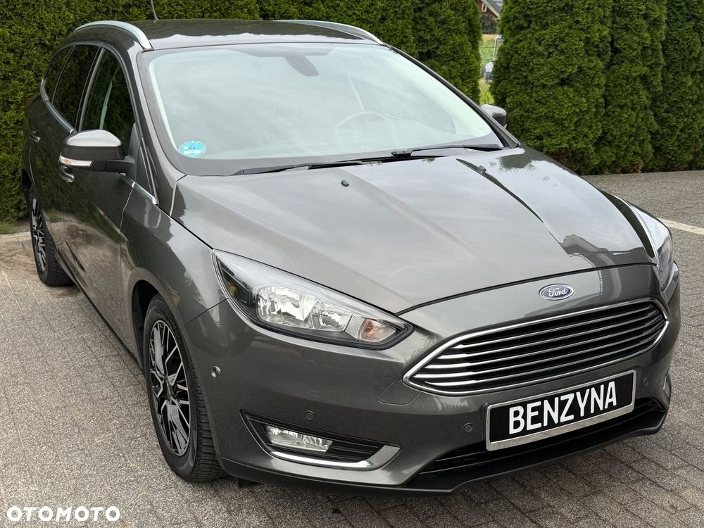 Ford Focus 1.0 EcoBoost STart-Stopp-System TITANIUM DESIGN - 12