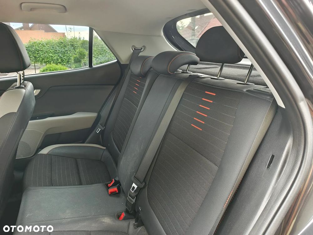 Kia Stonic 1.0 T-GDI 120 Edition 7 - 29