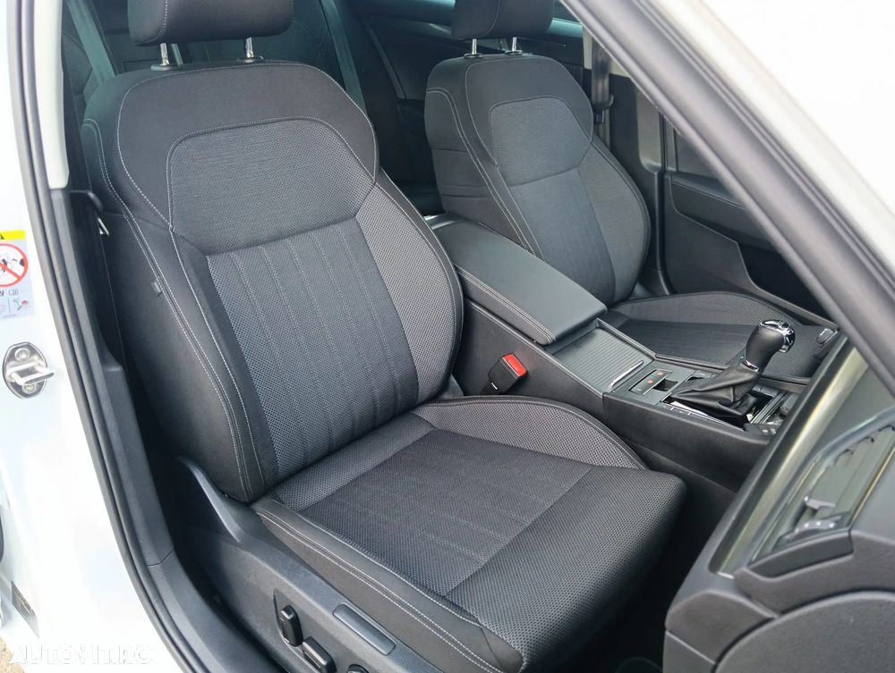 Skoda Superb 2.0 TDI DSG Sportline - 8