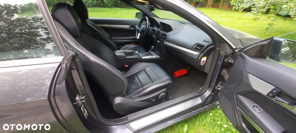 Mercedes-Benz Klasa E 220 CDI DPF Cabrio BlueEFFICIENCY Automatik Elegance - 12