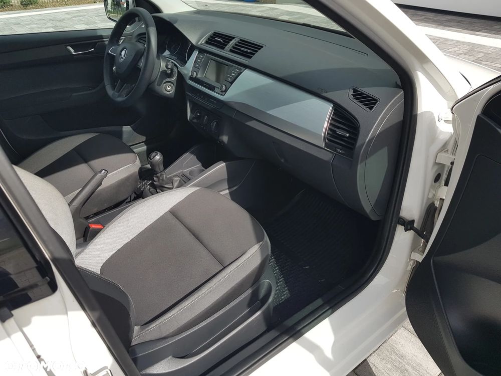 Skoda Fabia 1.0 Ambition - 9