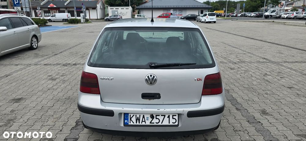 Volkswagen Golf 1.9 TDI Highline - 6