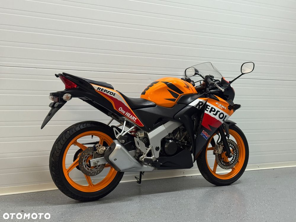 Honda CBR - 3