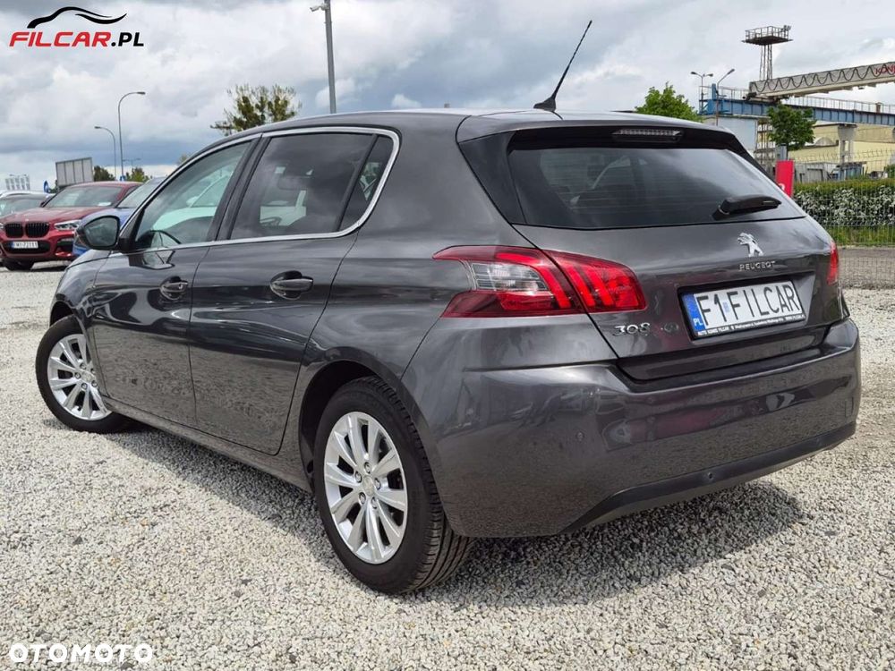 Peugeot 308 - 4
