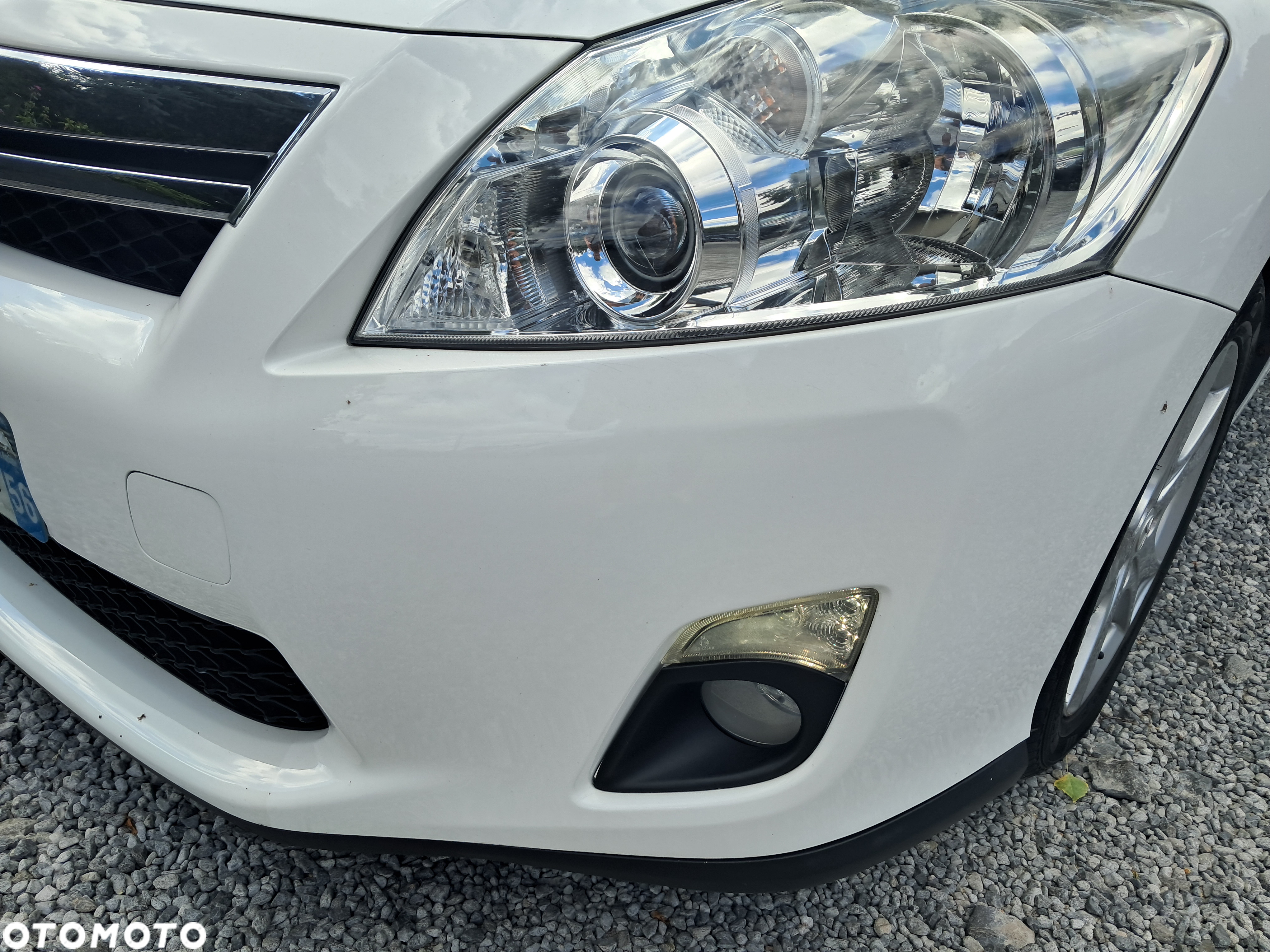 Toyota Auris 1.8 VVT-i Hybrid Automatik Design Edition - 12
