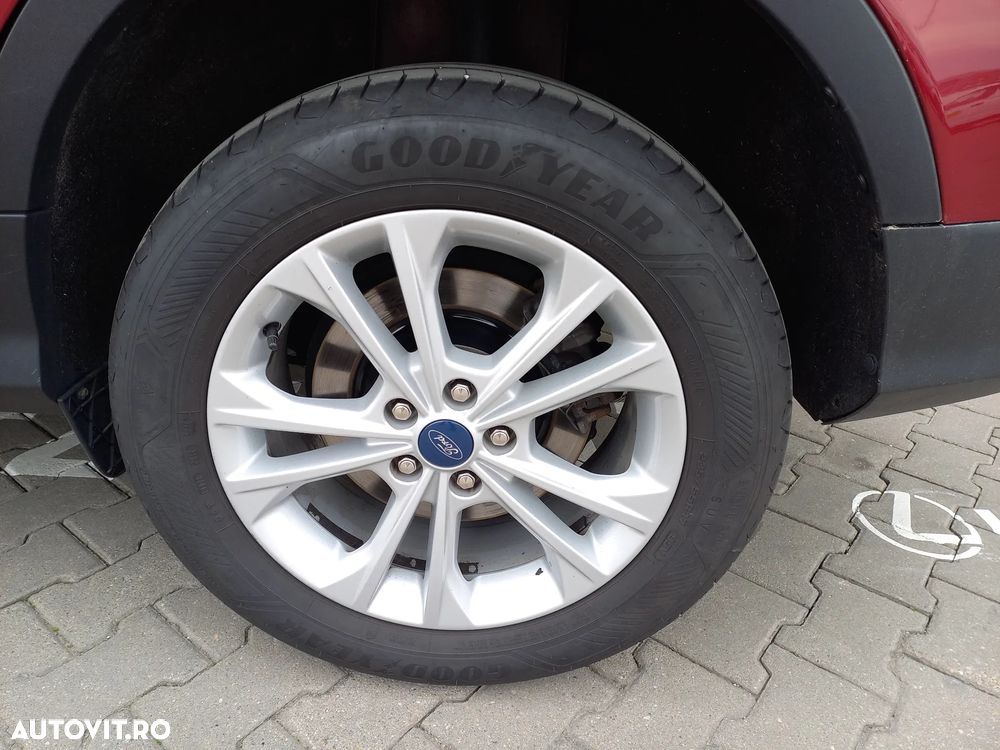 Ford Kuga 2.0 TDCi 4WD Powershift Titanium - 34