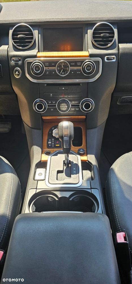 Land Rover Discovery 5.0 V8 SE - 17