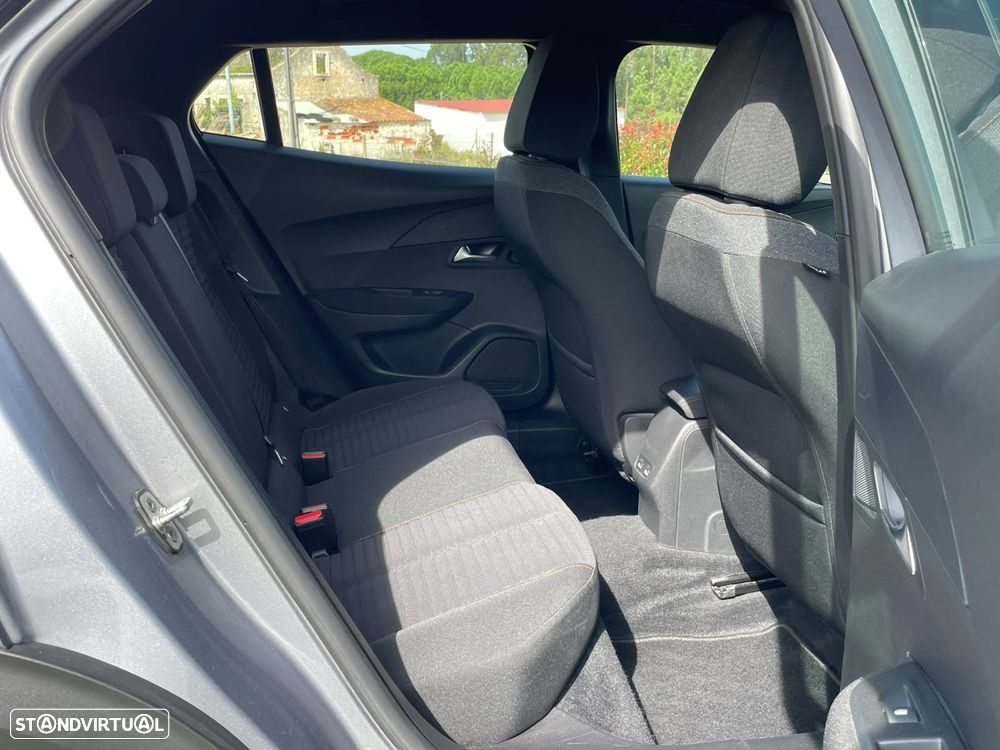 Peugeot e-2008 Active - 9