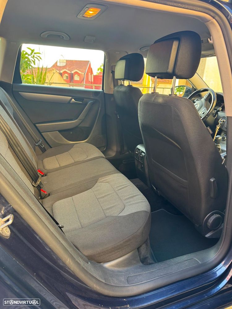 VW Passat Variant 1.6 TDI Confortline - 18