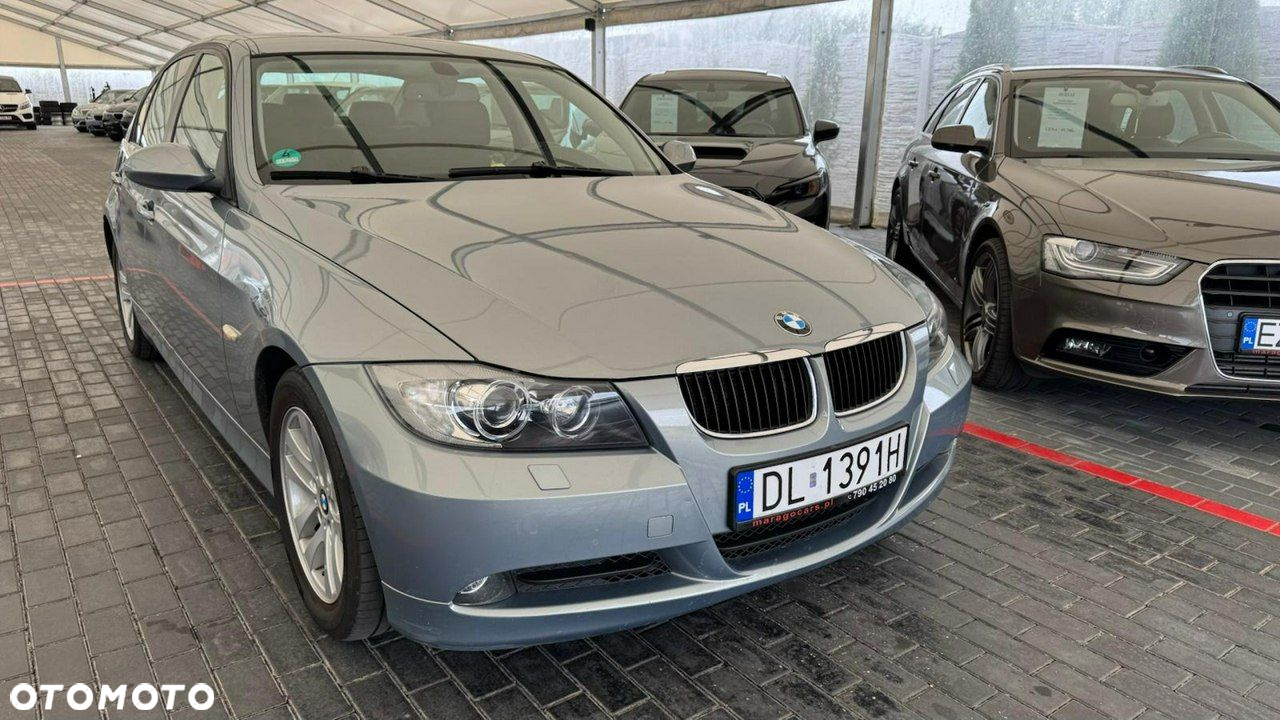 BMW Seria 3 320i - 6