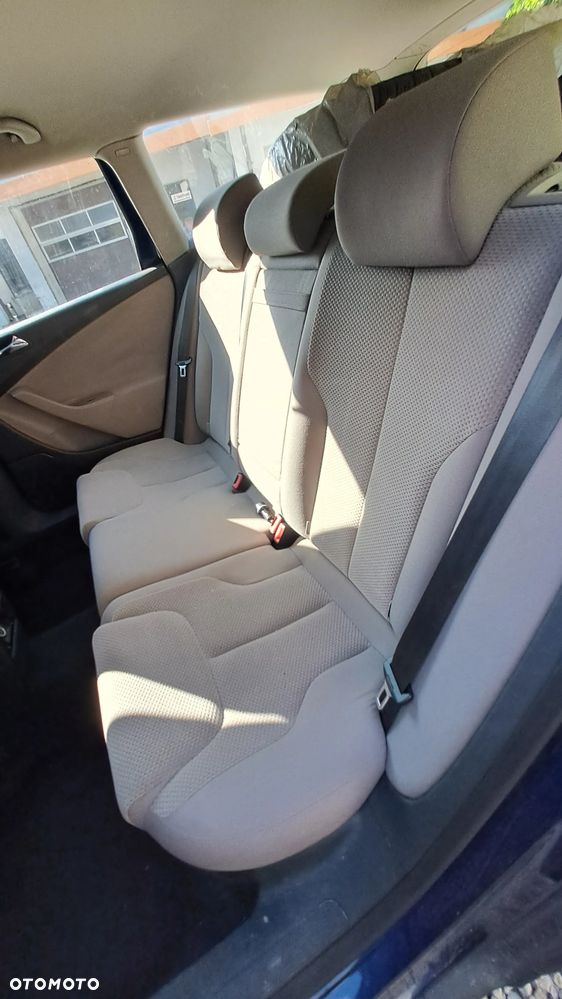 Volkswagen Passat 2.0 TDI Comfortline - 10