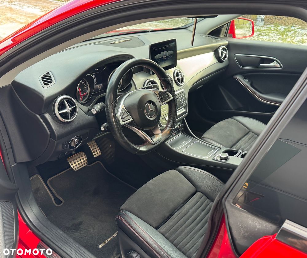 Mercedes-Benz CLA - 5