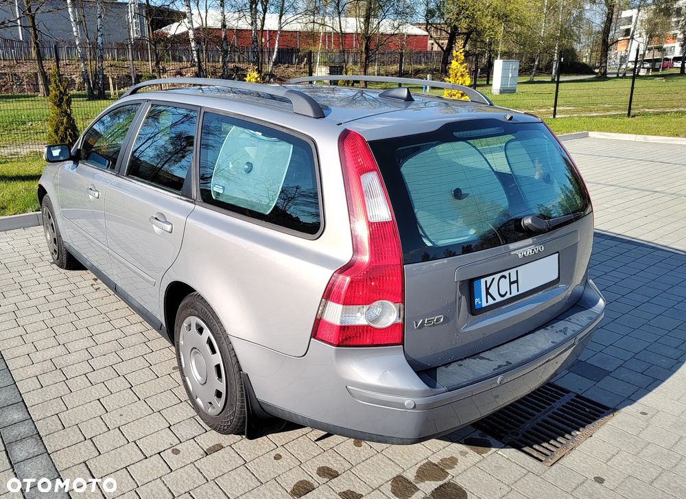 Volvo V50 2.4 Momentum - 6