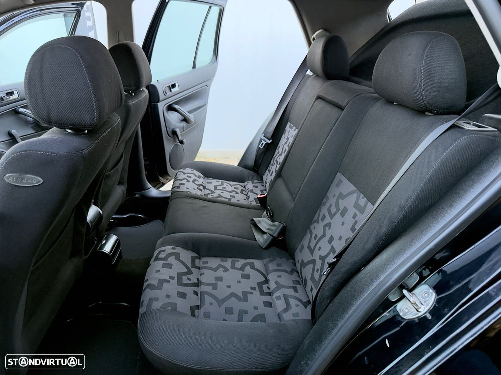 VW Golf 1.9 TDi Confortline AC - 39